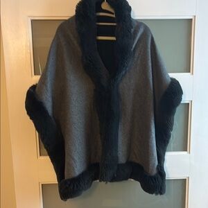 Elegant Gray and Black Women's Coat-Wrap
